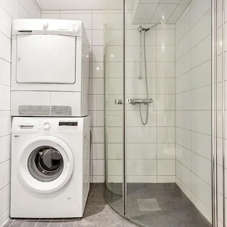 Large Seafront Penthouse With Four Bedrooms! Lejlighed *