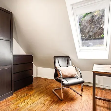 Large Seafront Penthouse With Four Bedrooms! *