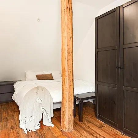 Апартаменты Large Seafront Penthouse With Four Bedrooms! Берген