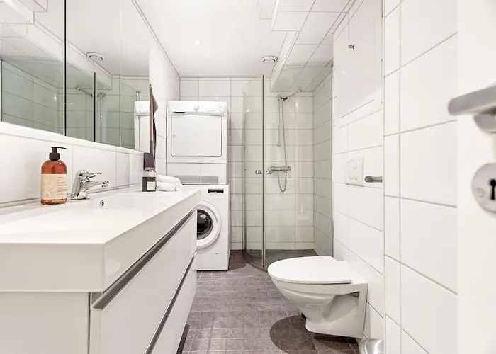 Large Seafront Penthouse With Four Bedrooms!