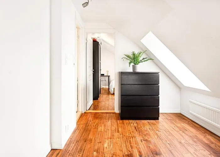 Large Seafront Penthouse With Four Bedrooms! Bergen